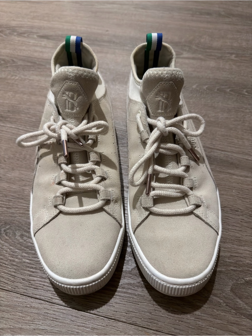 Puma Sneakers
